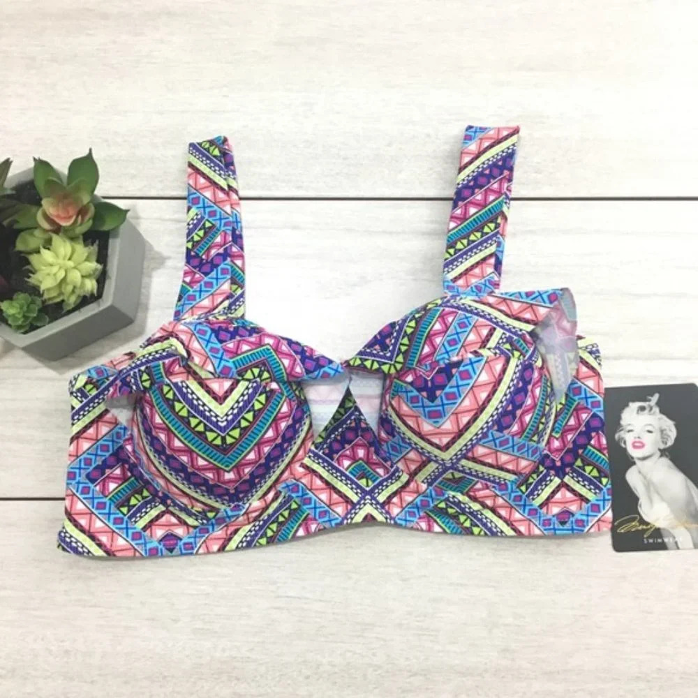 Marilyn Monroe Printed Bikini Set - NWT - Picture 6 of 8